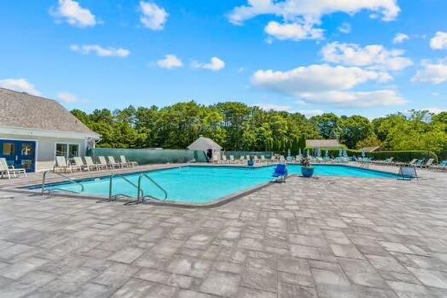 Outdoor pool | Image 33