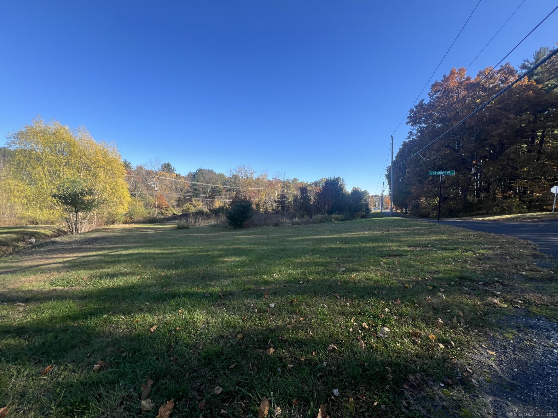 68 Tariffville Rd, Bloomfield, CT 06002