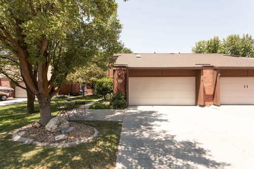 48 White Barn Dr, Pleasant View, UT, 84414-2237 | Card Image