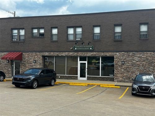 5 S Mount Vernon Ave, Uniontown, PA, 15401-3223 | Card Image