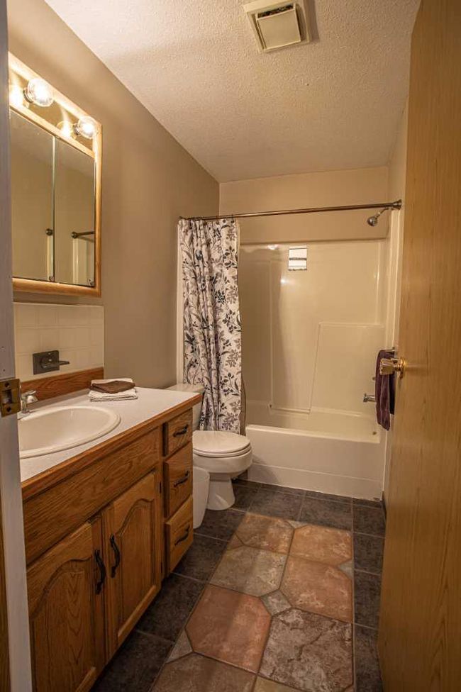 10701 104 Street, House other with 4 bedrooms, 3 bathrooms and 4 parking in High Level AB | Image 26