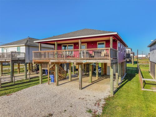 414 Thunder Rd, Surfside Beach, TX, 77541-9487 | Card Image