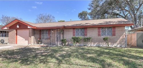 3714 Tiger Ln, Corpus Christi, TX, 78415-3032 | Card Image