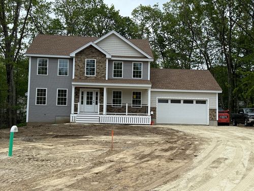 11 Springview Ter, Plaistow, NH, 03865-2310 | Card Image