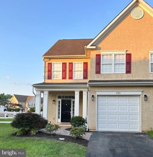 233 Wilmore Dr, MIDDLETOWN, DE, 19709-8360 | Card Image