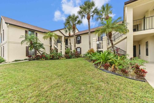 3385 Jog Park Dr, Greenacres, FL, 33467-2074 | Card Image