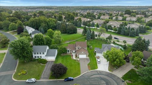 233 Cherry Hill Alcove, Medina, MN, 55340-9333 | Card Image