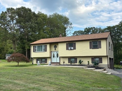 41 Jennings Ln, Windham, CT, 06280-1304 | Card Image