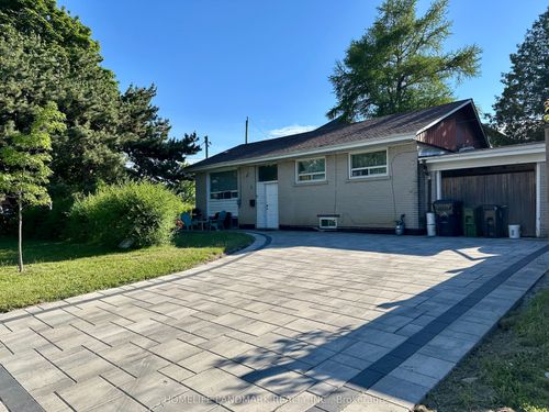 2 Adirondack Gate, Scarborough, ON, M1T3E7 | Card Image