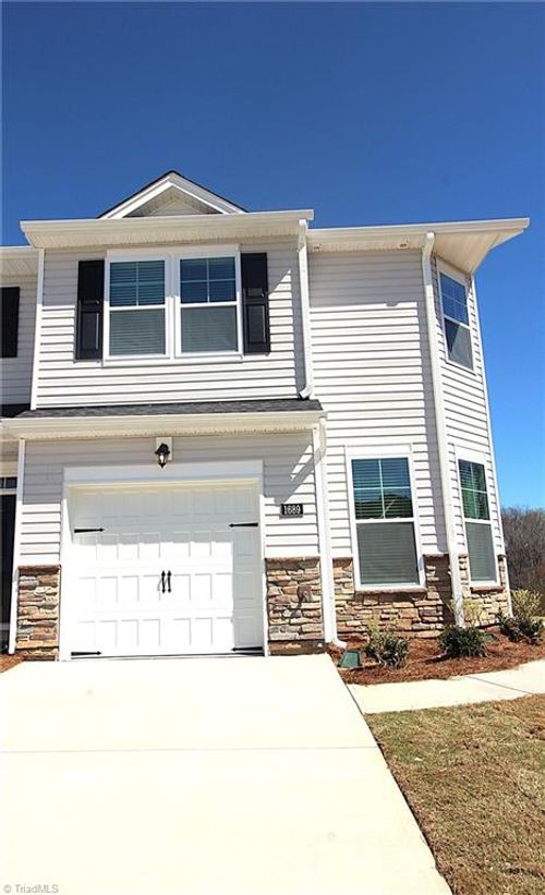 1489 Hallview Ct, Kernersville, NC, 27284 | Card Image