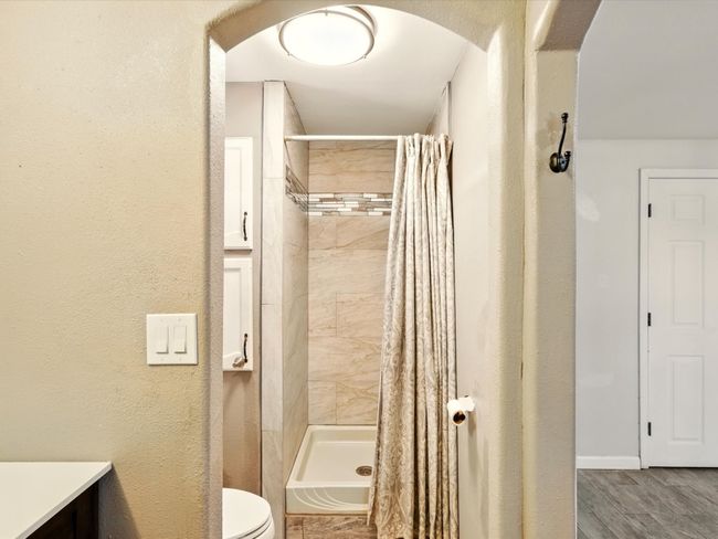 35 Walnut Trail, House other with 4 bedrooms, 3 bathrooms and 2 parking in Velarde NM | Image 16