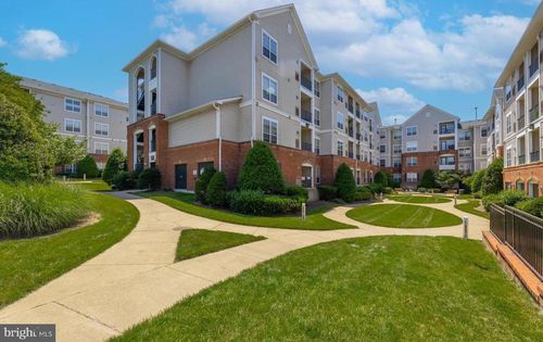 218-4850 Eisenhower Ave, ALEXANDRIA, VA, 22304-7322 | Card Image