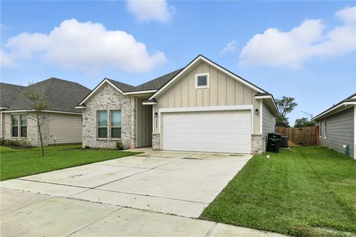 2862 Messenger Way, Bryan, TX, 77803-1898 | Card Image