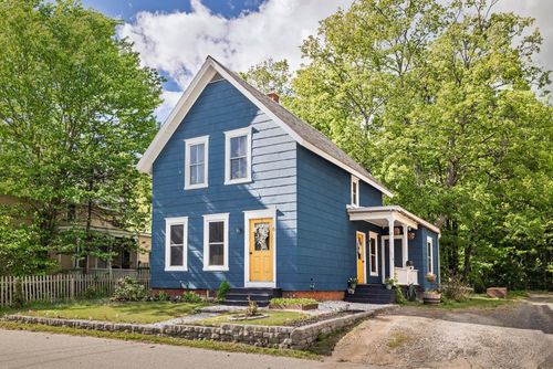 6 Weston St, Randolph, VT, 05060-1212 | Card Image