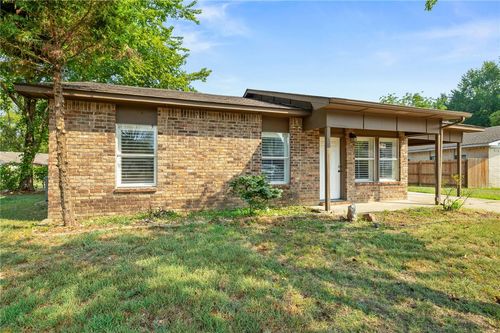 102 Chippewa Trl, Greenwood, AR, 72936-4411 | Card Image