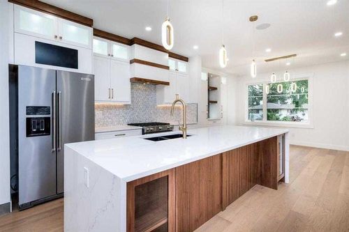 105 Hartford Rd Nw, Calgary, AB, T2K2A7 | Card Image