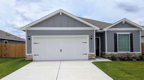 10415 Red Cardinal Dr, Cleveland, TX, 77328-1881 | Card Image