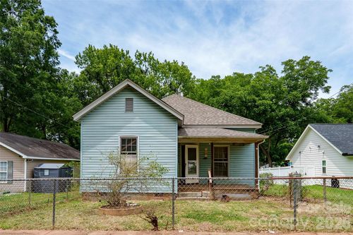 114 W 6th Ave, Gastonia, NC, 28052-4345 | Card Image