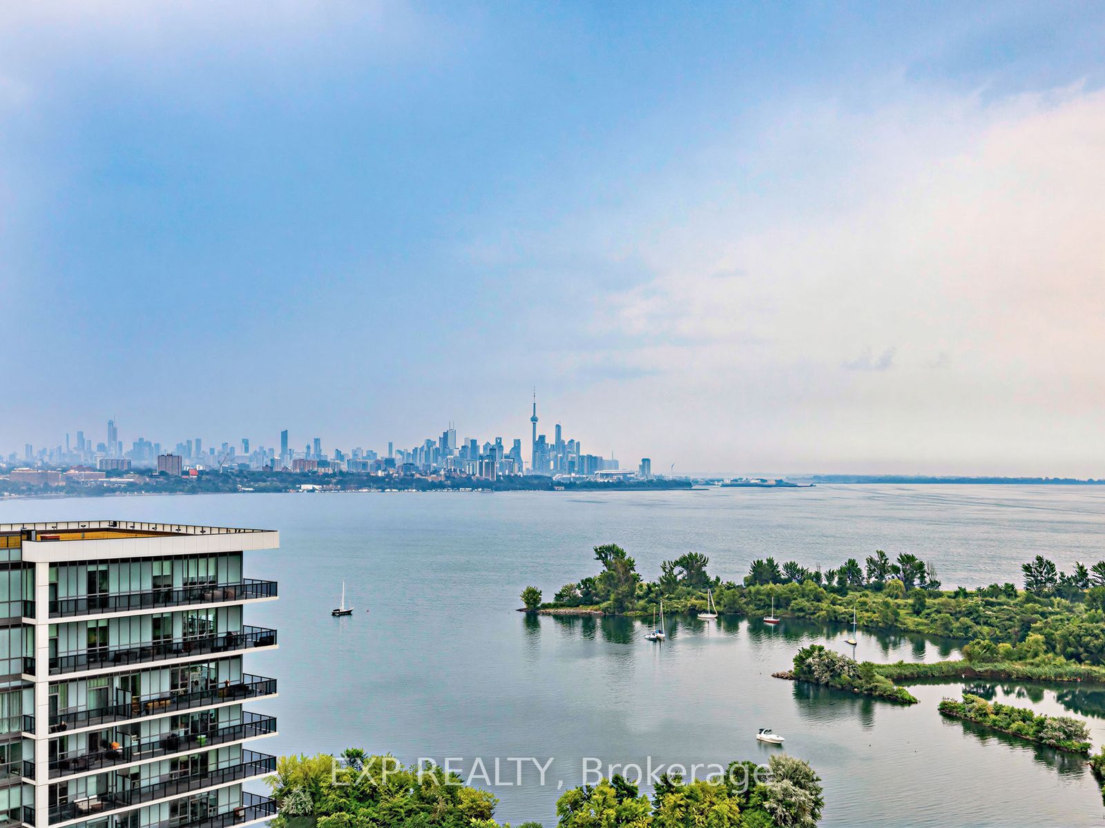 Residential in Toronto W06
