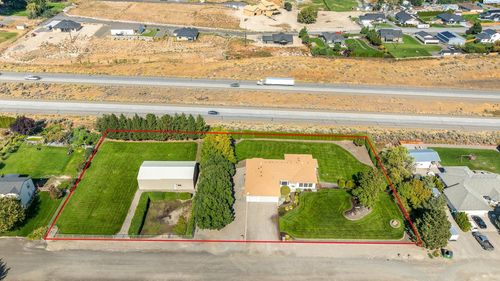 10414 S 952 Pr Se, Kennewick, WA, 99338-1134 | Card Image
