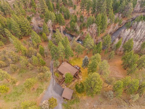 16430 Highway 126, Sisters, OR, 97759-9599 | Card Image