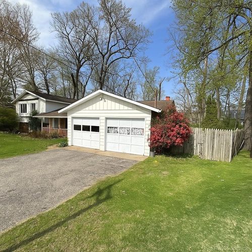 7533 Ravenswood Dr, Portage, MI, 49024-5017 | Card Image