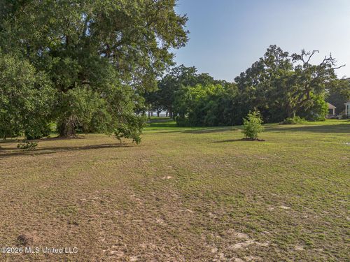 401 2nd Street, Gulfport, MS, 39507 | Card Image