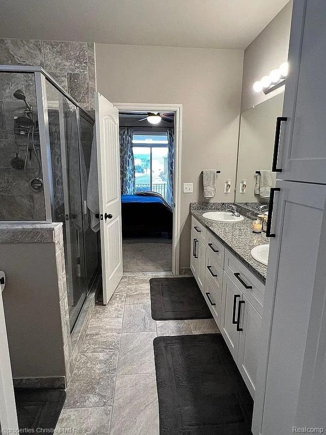 Master Bath.jpg | Image 10