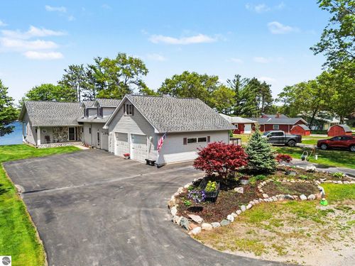 2001 Indian Lake Rd, National City, MI, 48748-9315 | Card Image
