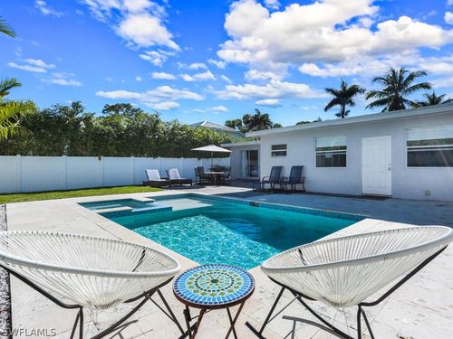 1279 10th Ave N, NAPLES, FL, 34102-5427 | Card Image