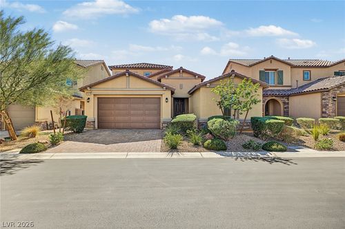 3935 Henny Ave, Las Vegas, NV, 89141-8921 | Card Image