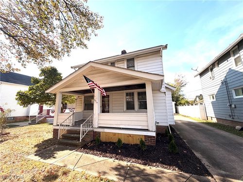 3774 W 135th St, Cleveland, OH, 44111-4426 | Card Image