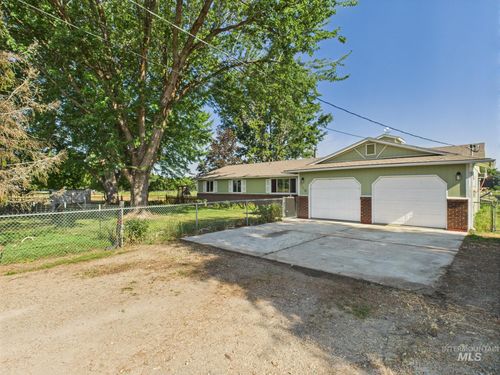 2378 Schiller Rd, Emmett, ID, 83617-9747 | Card Image