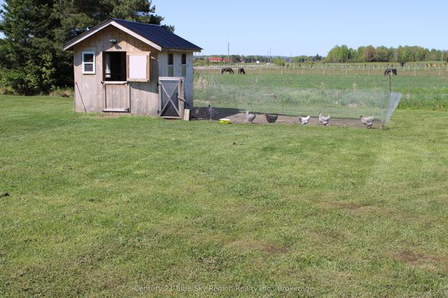 2670 Chiswick Line, House other with 3 bedrooms, 2 bathrooms and 4 parking in Powassan ON | Image 43