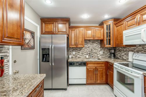 apt-214-4851 Nw 21st St, Lauderhill, FL, 33313-3401 | Card Image