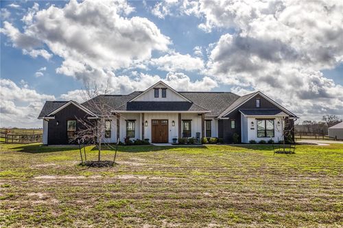 233 Randi Rd, Bellville, TX, 77418-1567 | Card Image