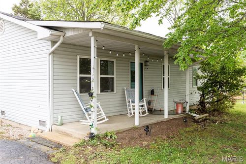 311 Harold St, Crocker, MO, 65452-8250 | Card Image