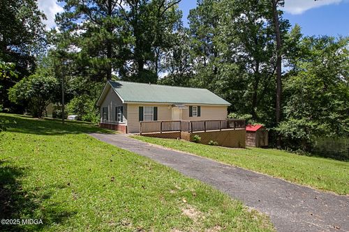 125 Twin Lakes Rd Se, Milledgeville, GA, 31061-8299 | Card Image