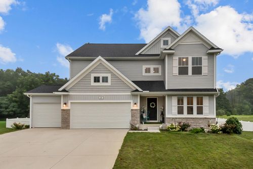 137 Tiger Lillie Ln, Niles, MI, 49120-8835 | Card Image