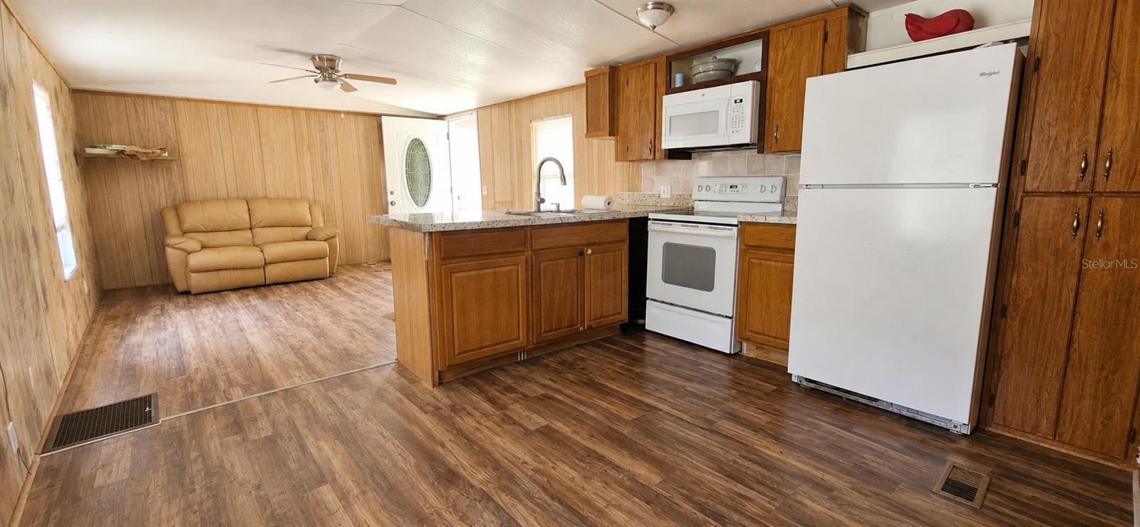 Residential in INTERLACHEN 5