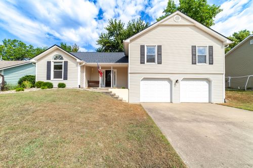 3601 Teakwood Dr, Columbia, MO, 65203-0679 | Card Image