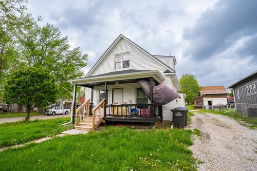 900 Morton Ave, Des Moines, IA, 50316-1535 | Card Image