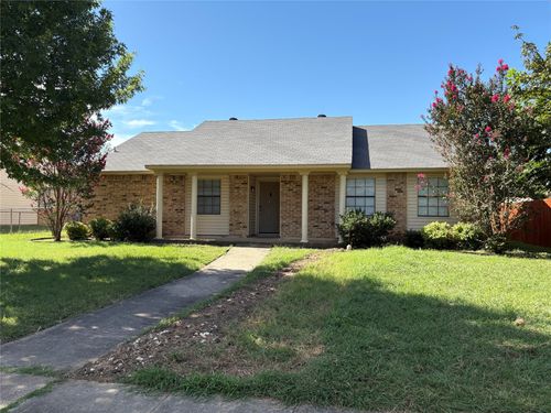 455 Everest Ct, Cedar Hill, TX, 75104-2227 | Card Image