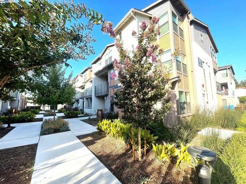 2745 Ball Pl, Santa Clara, CA, 95051-7871 | Card Image