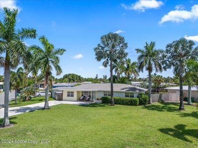 711 2nd Avenue, House other with 3 bedrooms, 2 bathrooms and null parking in Satellite Beach FL | Image 2