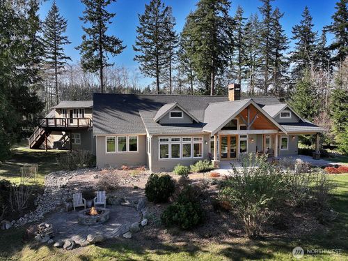 3858 Resort Rd, Greenbank, WA, 98253-9792 | Card Image