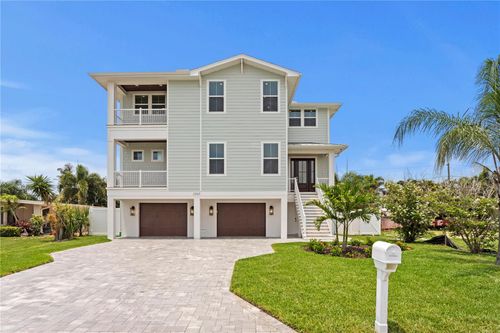 2460 Trade Winds Dr, DUNEDIN, FL, 34698-2034 | Card Image