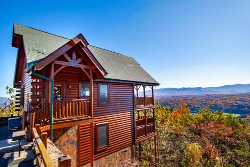 2220 Towering Hemlock Dr, Sevierville, TN, 37876 | Card Image