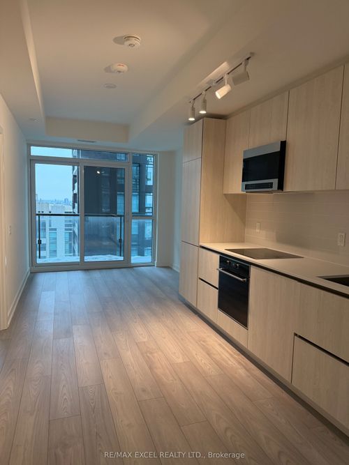 2203s-110 Broadway Avenue, Toronto, ON, M4P1V7 | Card Image
