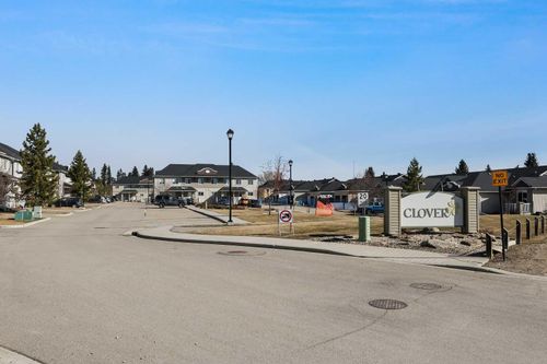604 Clover Road, Carstairs, AB, T0M0N0 | Card Image
